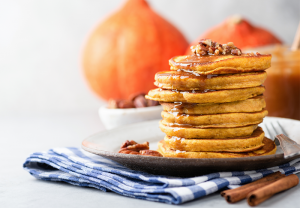 Pancakes à la courge et au sirop d'érable